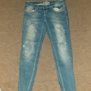 Distressed skinny jeans by reign